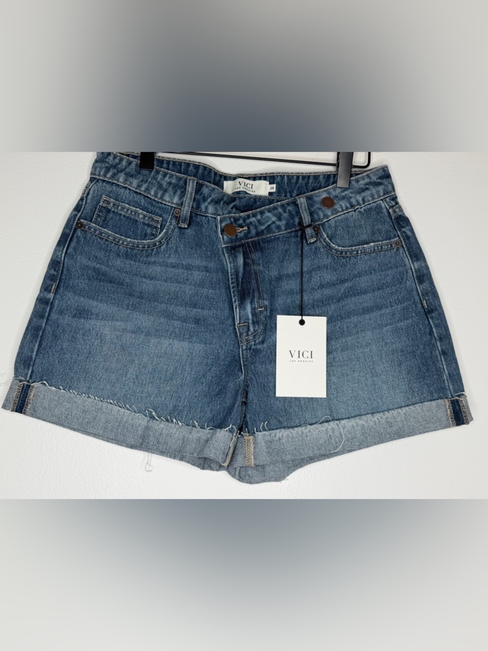 Women’s VICI Los Angeles Asymmetrical Waist Jean Shorts NWT 28